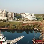 מלון Lrs Port River & 5*
