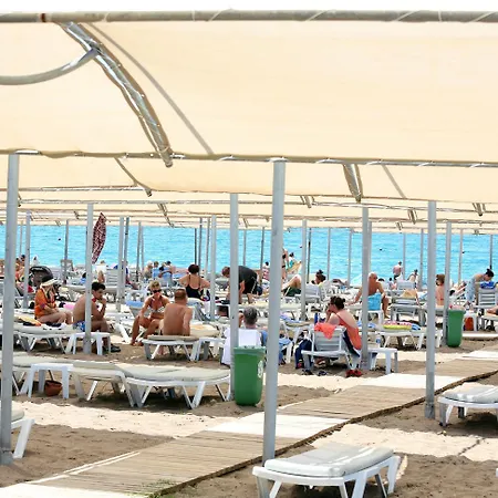 Ξενοδοχείο Lrs Port River &