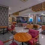 Lrs Port River & سيدي