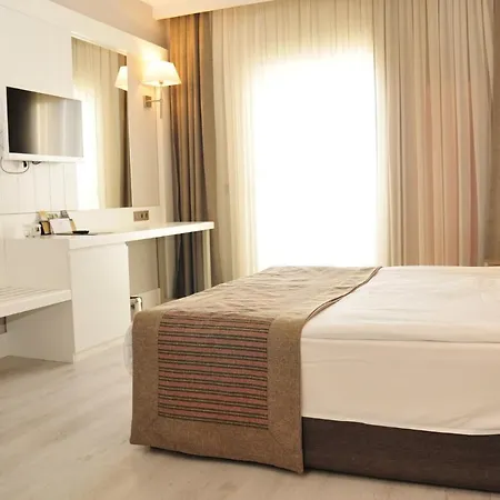 Port River Hotel&spa Side